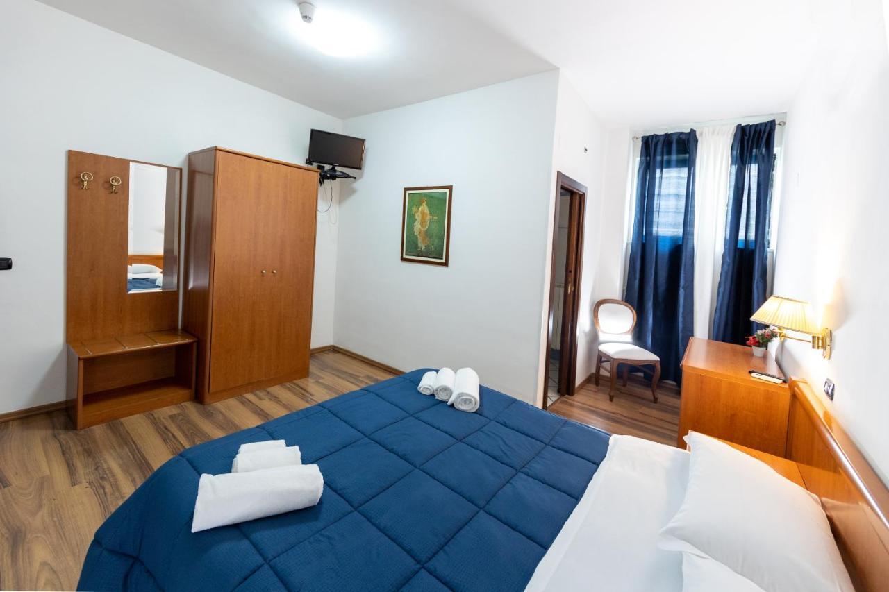 Hotel Pompeii Ruins Торре-Аннунциата Экстерьер фото